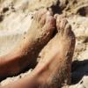 Следы на песке :: Ноги в песке